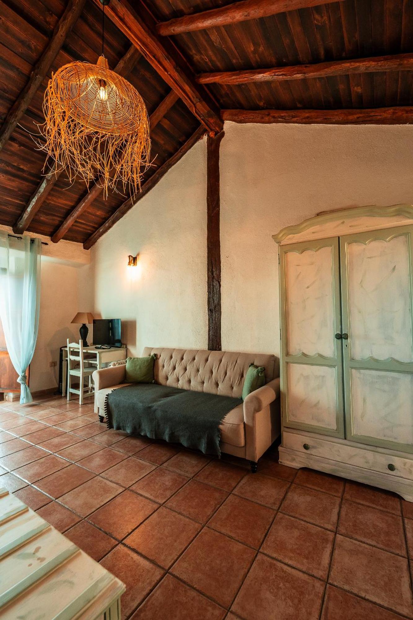 Habitación Doble con balcón y vistas al mar